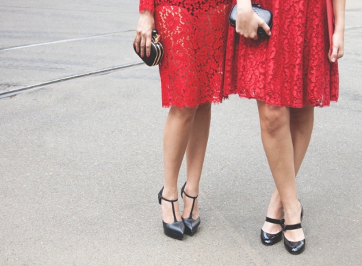 Dolce_Gabbana-Street_Style_SS15_red_dress-Milano-MFW